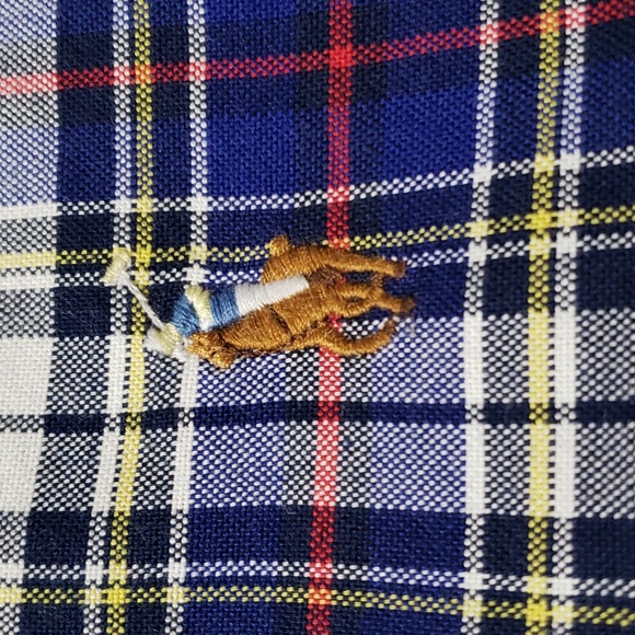 Ralph Lauren Classic Fit Long Sleeves Button Down Shirt - Picture 2 of 9